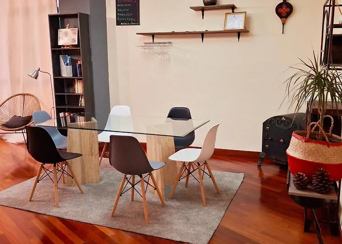 Vista Triangular Lägenhet *