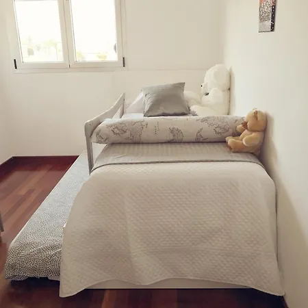 Vista Triangular Apartman